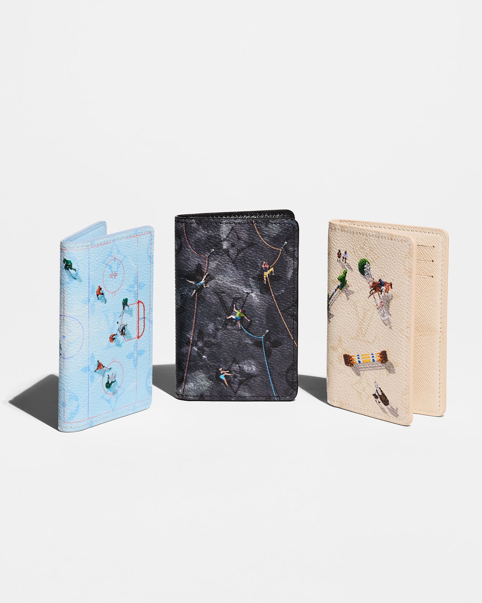 Travel Book London - Books and Stationery | LOUIS VUITTON