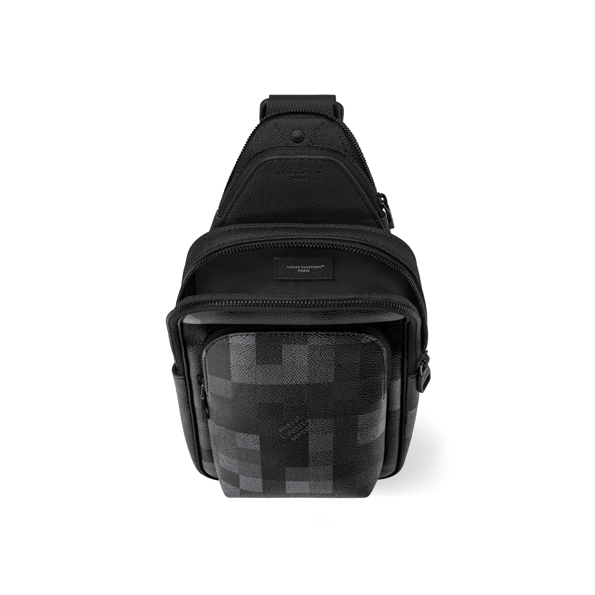 Avenue Slingbag D16 in Bags and Small Leather Goods