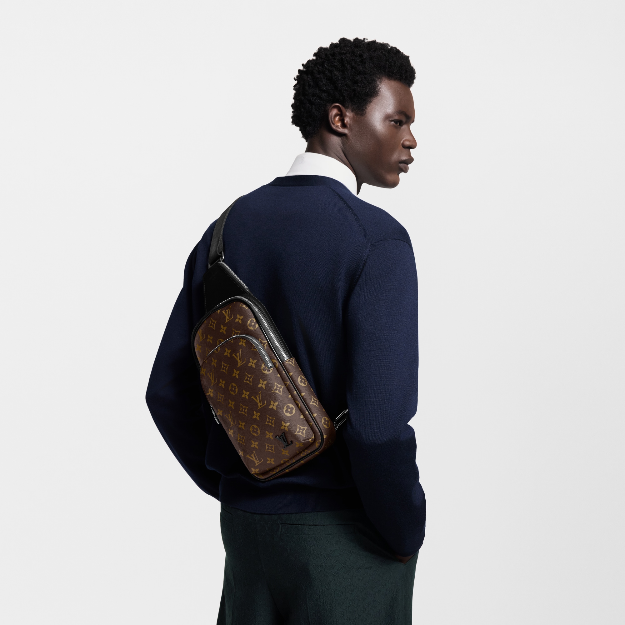 Avenue Slingbag Monogram Macassar Canvas in Men