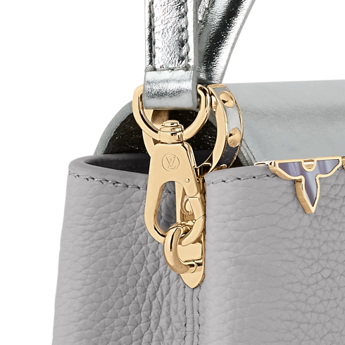 Capucines Mini closeup view
