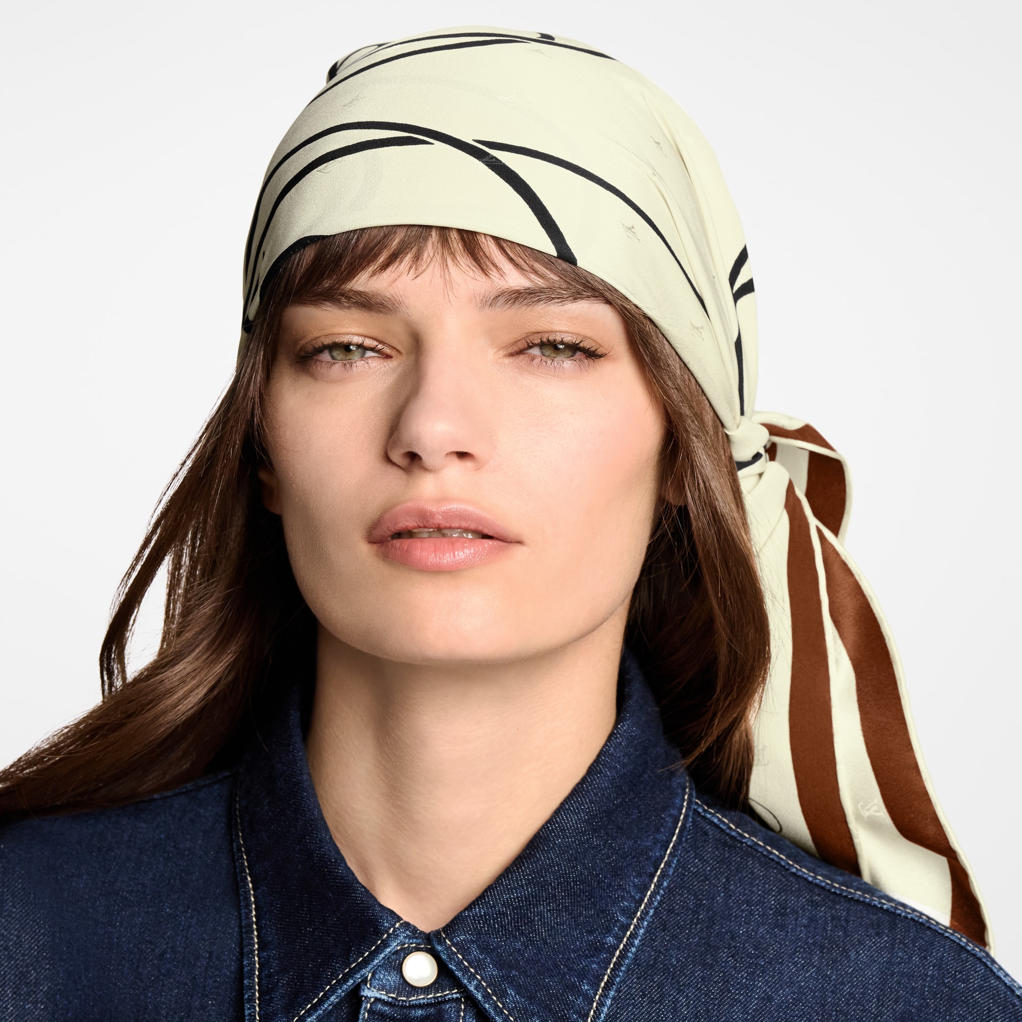 Chemin Faisant By Andree Putman Square 90 . in Women