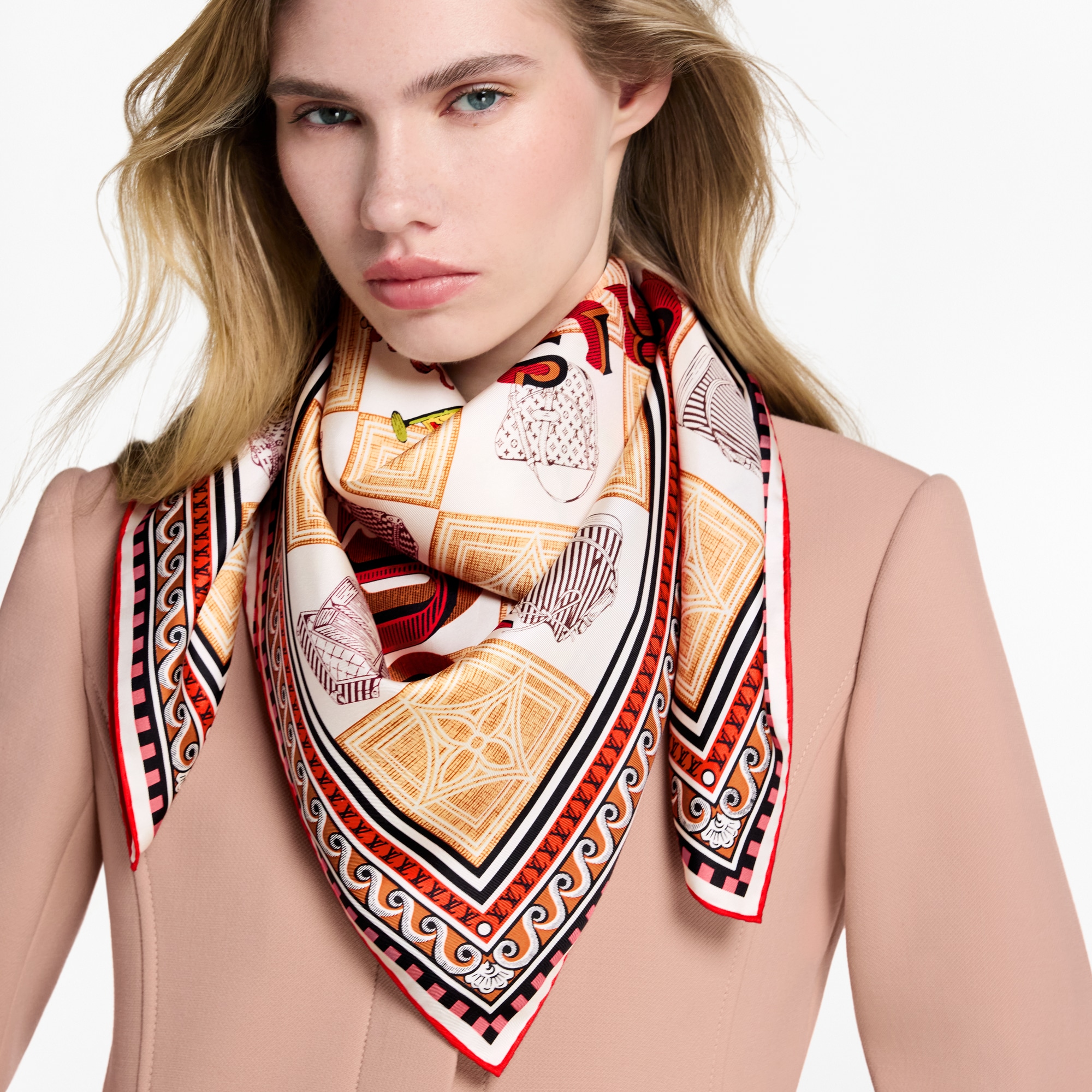 Damiergram Square 90 . in Women