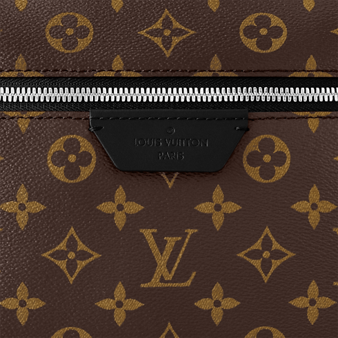 Discovery Backpack PM Monogram Macassar Canvas in Gifts's Gifts for Babies } collections by Louis Vuitton (Product zoom)