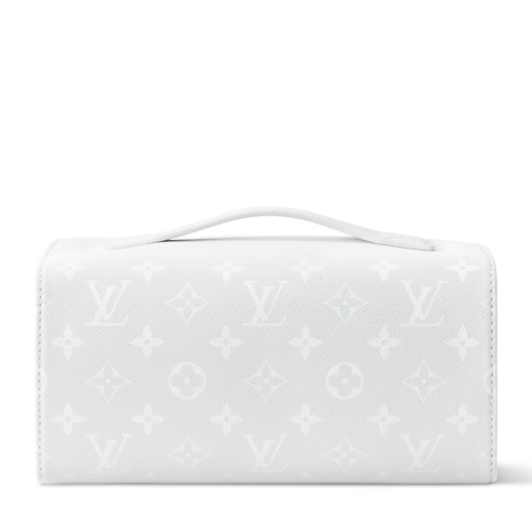 Hanging Toiletry Bag in New's For Men App Early Access: LV Ski collections by Louis Vuitton (Product zoom)