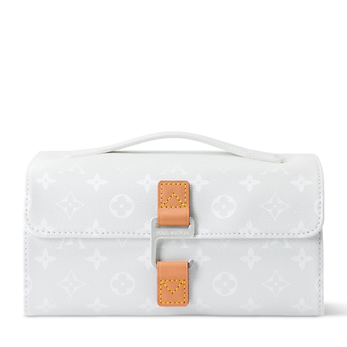 Hanging Toiletry Bag in New's For Men App Early Access: LV Ski collections by Louis Vuitton (Product zoom)