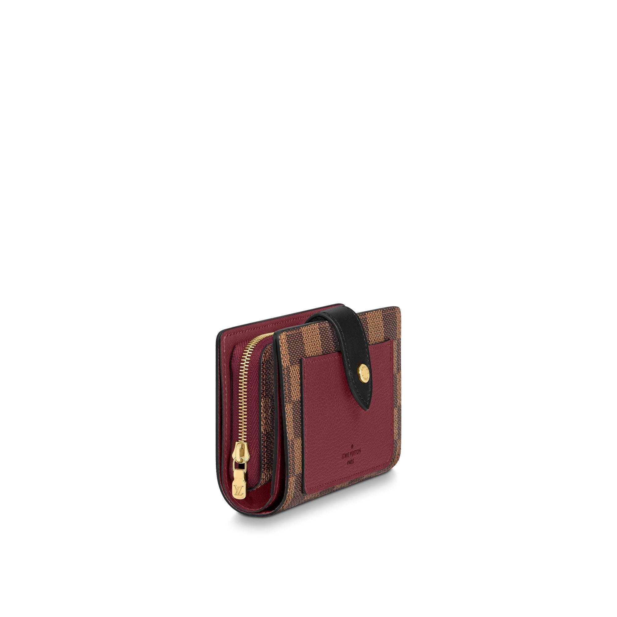 juliette wallet lv