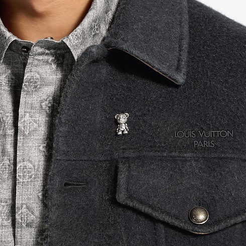 Louis Brooch . in Men's Fashion Jewellery All Fashion Jewellery collections by Louis Vuitton (Product zoom)