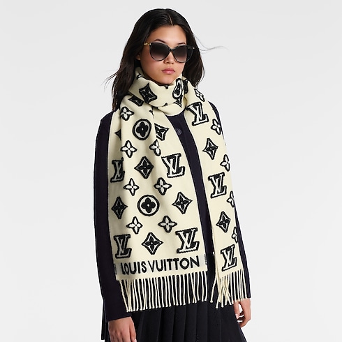 LV 3D Scarf . in Women's Accessories Scarves collections by Louis Vuitton (Product zoom)