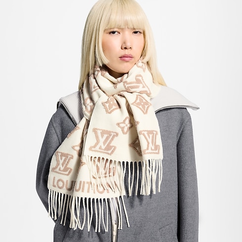 LV 3D Scarf . in Women's Accessories Scarves collections by Louis Vuitton (Product zoom)