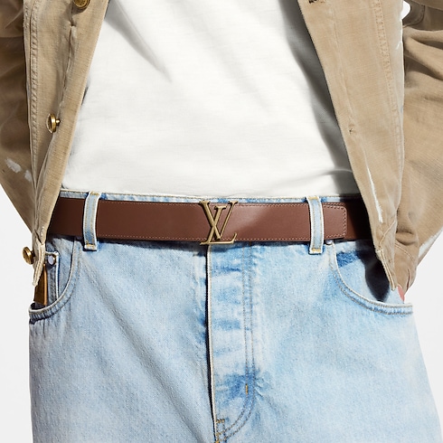 LV Atelier Karung 35mm Reversible Belt Crocodilian Mat Leather in Men's Accessories Belts collections by Louis Vuitton (Product zoom)
