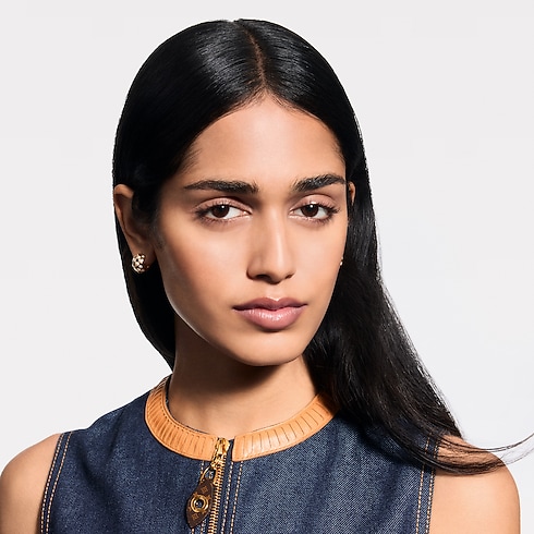 LV Baume - Lip Balm Refill in Perfumes and Beauty's Lips } collections by Louis Vuitton (Product zoom)