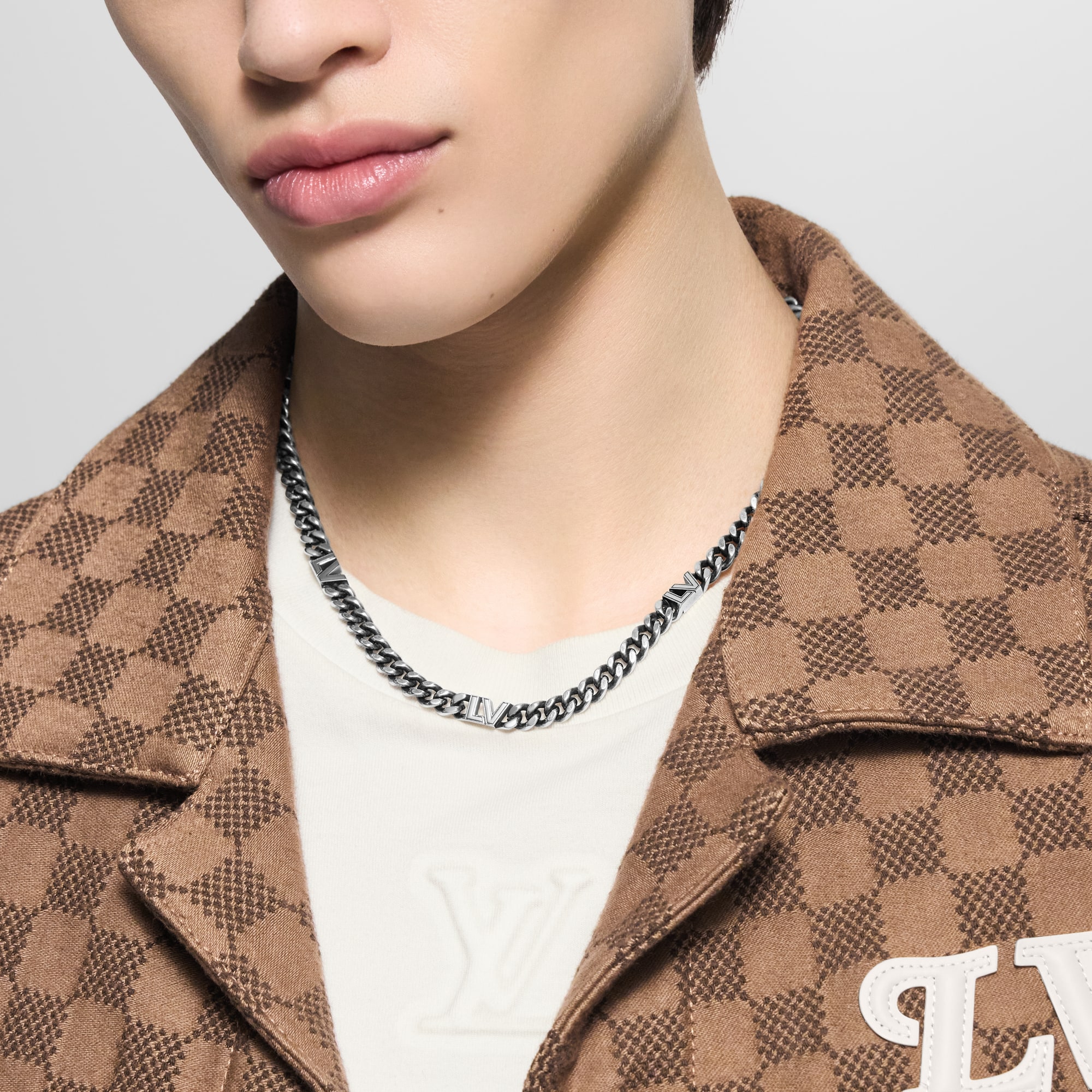 LV Club Chain Necklace . in Men