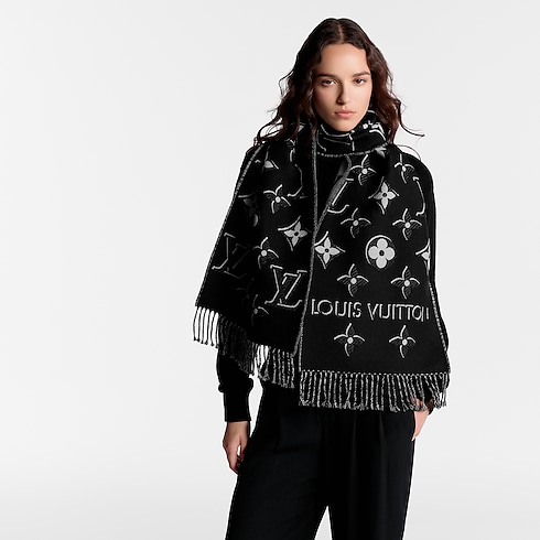 LV Essential Shine Scarf . in Women's Accessories Scarves collections by Louis Vuitton (Product zoom)