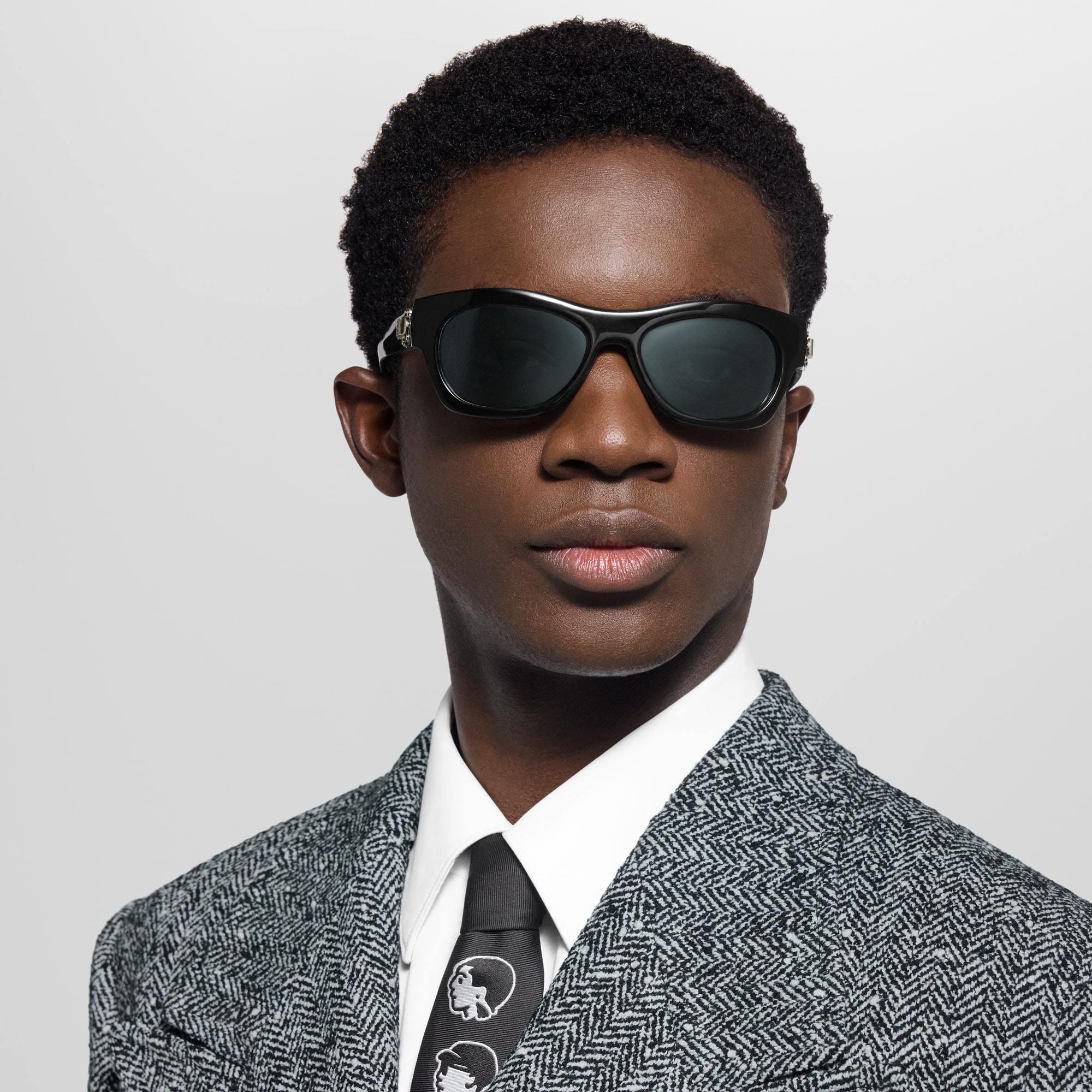 LV Frog Round Square Sunglasses . in Men