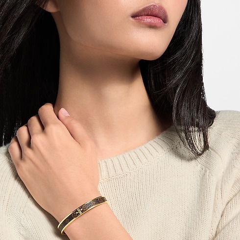 LV Initiales Bracelet . in Women's Fashion Jewellery Bracelets collections by Louis Vuitton (Product zoom)