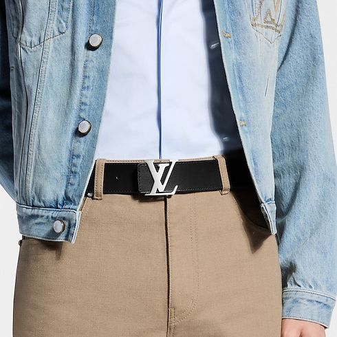 LV Initiales Monogram Shadow 40mm Reversible Belt cropped worn view