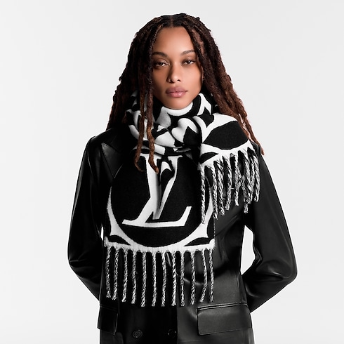 LV Medallion Scarf . in Women's Accessories Scarves collections by Louis Vuitton (Product zoom)