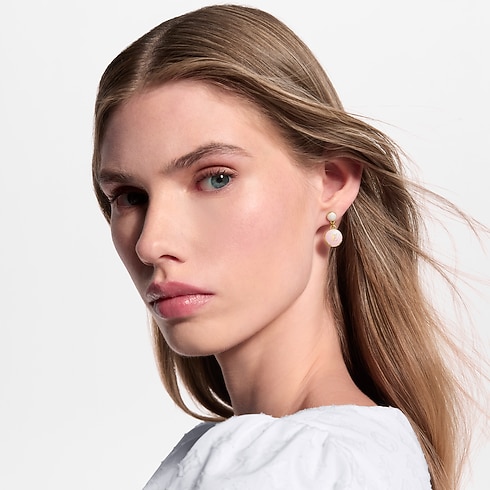 LV Pearly Confetti Earrings . in Women's Fashion Jewellery Earrings collections by Louis Vuitton (Product zoom)
