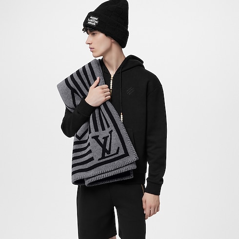 LV Summit Blanket . in Men's Accessories Home Textile collections by Louis Vuitton (Product zoom)