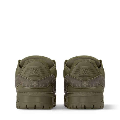 LV Trainer Maxi Sneaker in Men's Shoes Sneakers collections by Louis Vuitton (Product zoom)