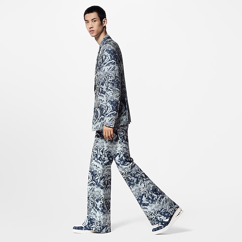 LV Trainer Sneaker in Men's Shoes Sneakers collections by Louis Vuitton (Product zoom)