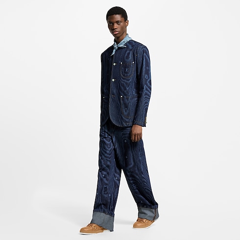 LV Trainer Sneaker in Men's Shoes Sneakers collections by Louis Vuitton (Product zoom)