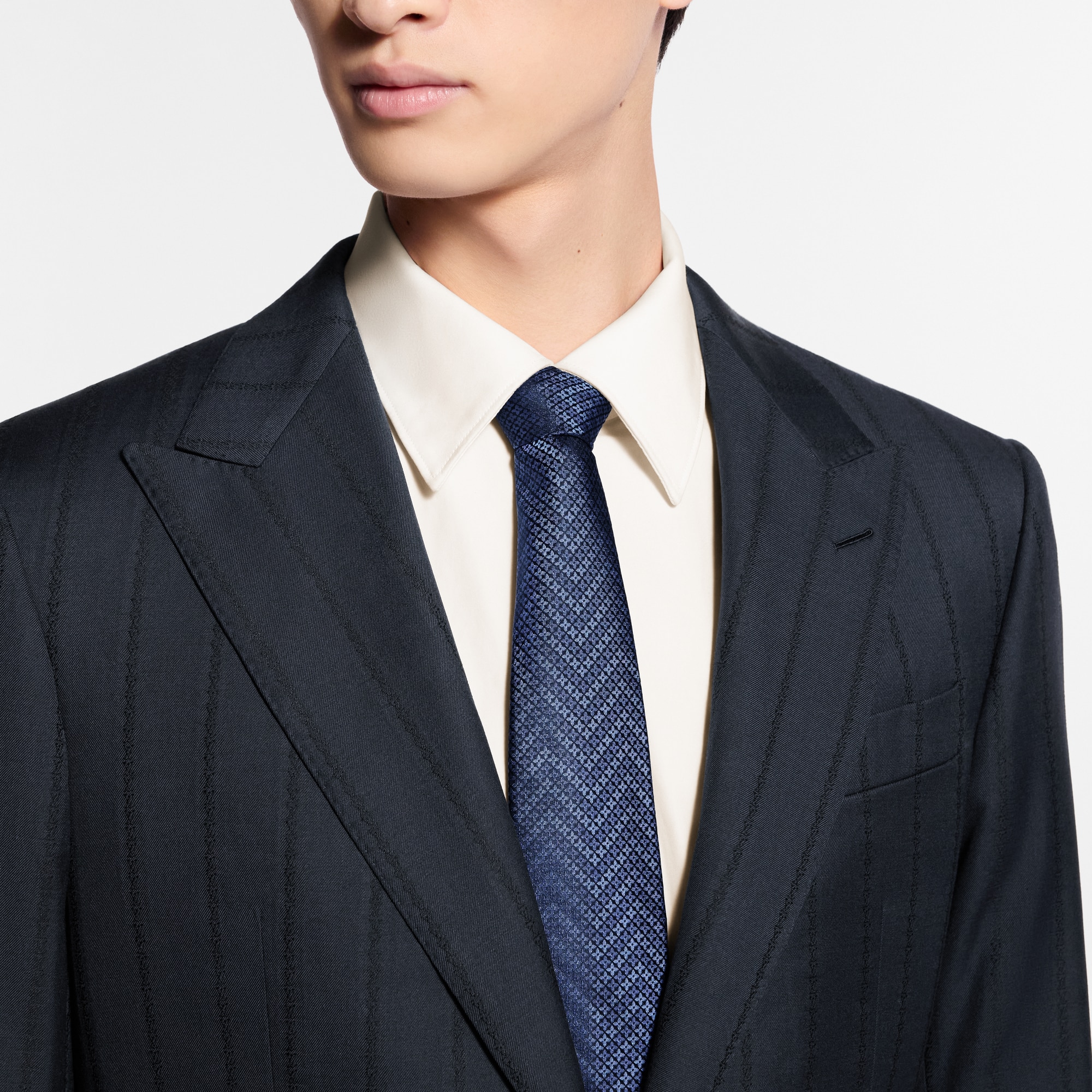 LV Zigzag Tie . in Men