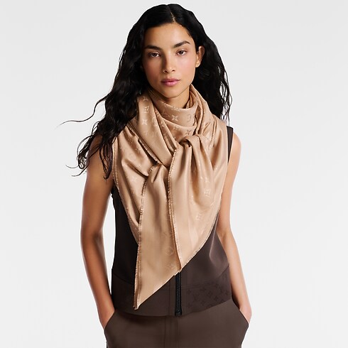 Monogram Classic Shawl . in Women's Accessories Shawls and Stoles collections by Louis Vuitton (Product zoom)