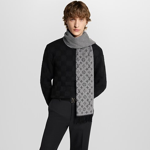 Monogram Gradient Scarf . in Gifts's Valentine's Day Gifts for Him } collections by Louis Vuitton (Product zoom)
