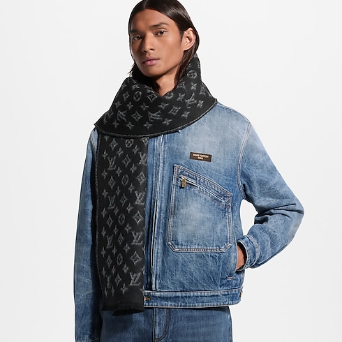 Monogram Heritage Scarf . in Men's Accessories All Accessories collections by Louis Vuitton (Product zoom)