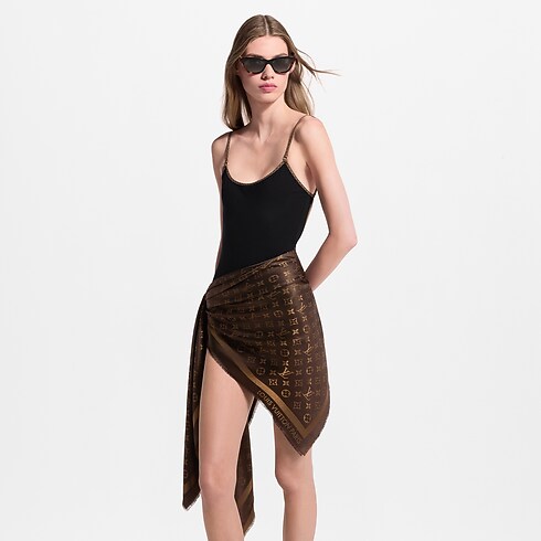 Monogram Shine Shawl . in Women's Accessories Shawls collections by Louis Vuitton (Product zoom)