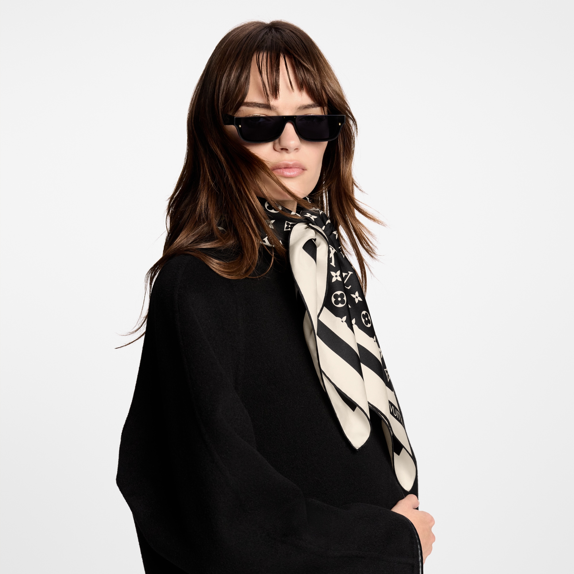 Monogram Silhouette Square 90 . in Women