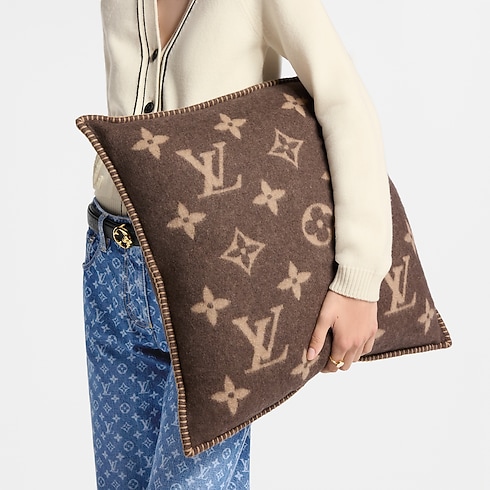 Neo Monogram Cushion . in Women's Accessories Home Textile collections by Louis Vuitton (Product zoom)