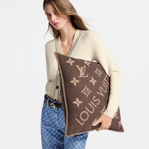 Neo Monogram Cushion . in Women's Accessories Home Textile collections by Louis Vuitton (Product zoom)
