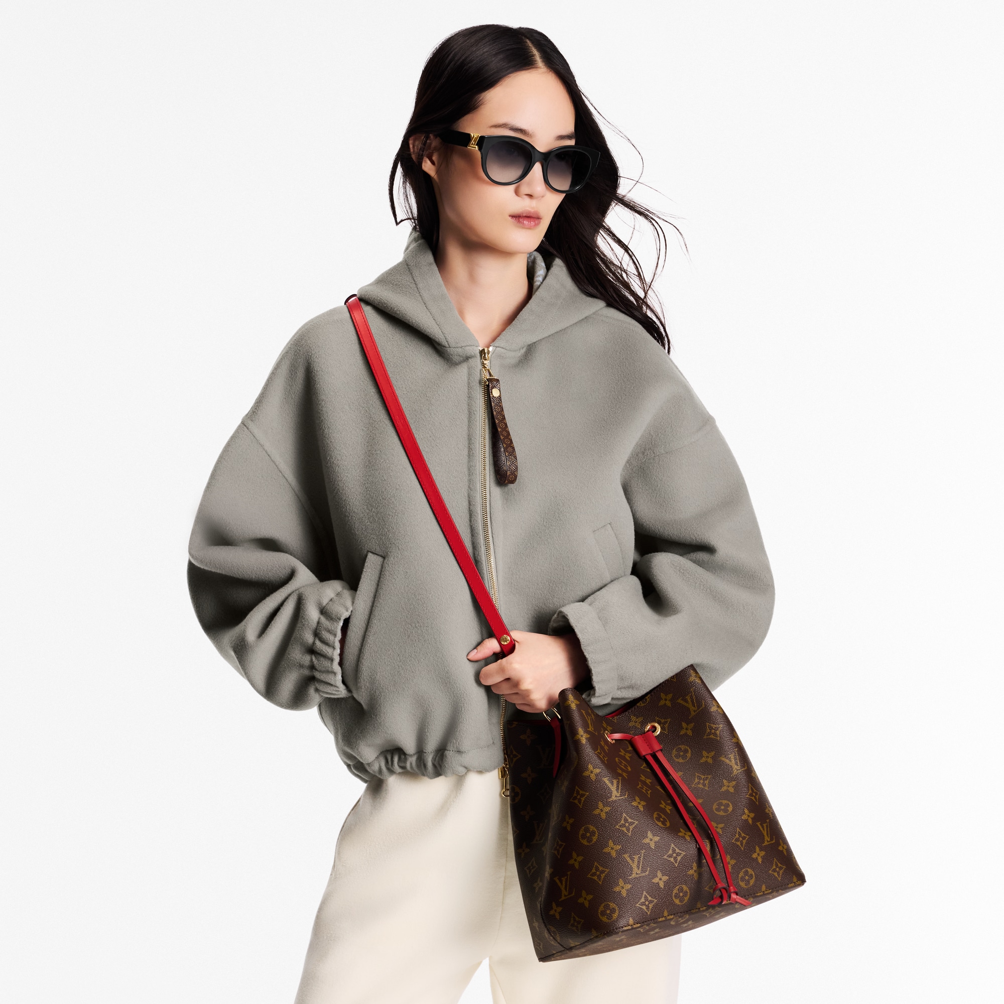 Borsa Louis Neonoe Indossata Borsa A Secchiello Louis Vuitton Nano