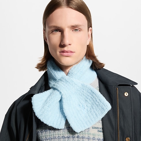 Only LV Mini Comfy Scarf . in Men's Accessories All Accessories collections by Louis Vuitton (Product zoom)