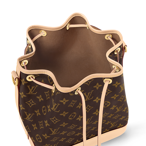 Petit Noé Monogram Canvas in Women's Handbags All Handbags for Women collections by Louis Vuitton (Product zoom)