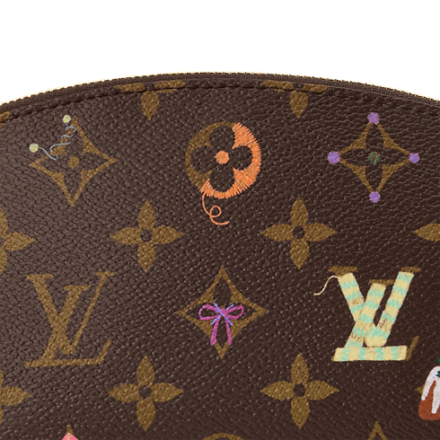 Pochette Cosmetique PM Monogram Canvas in Women's New In Women } collections by Louis Vuitton (Product zoom)