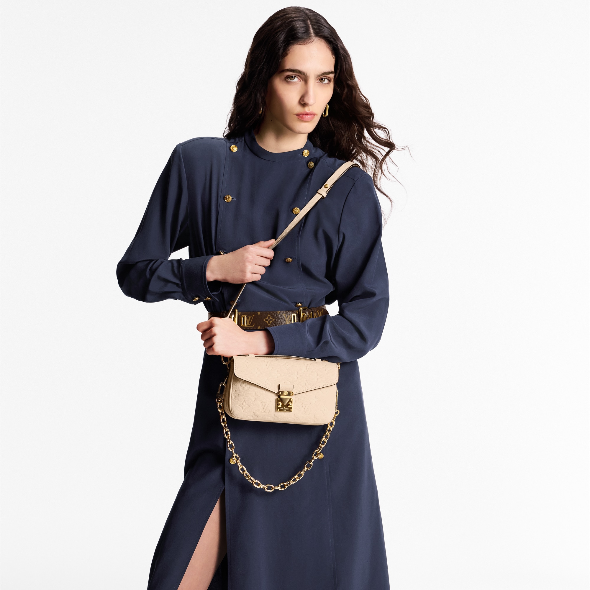 Pochette Métis East West Monogram Empreinte Leather Handbags