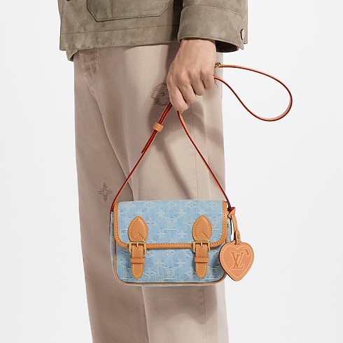 Satchel Wearable Wallet Other Monogram Canvas in Bags and Small Leather Goods's Men Small Leather Goods Mini Bags collections by Louis Vuitton (Product zoom)
