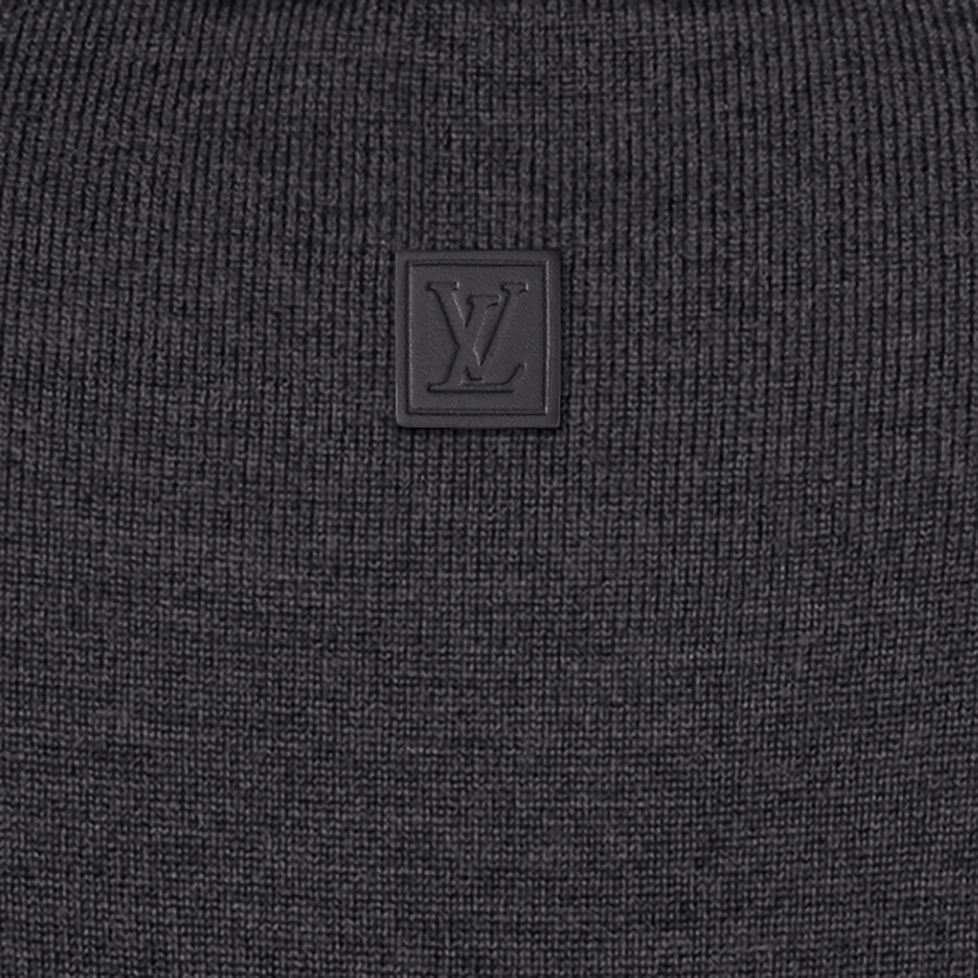 Signature Wool-Silk Blend Long-Sleeved  Crewneck  in Men