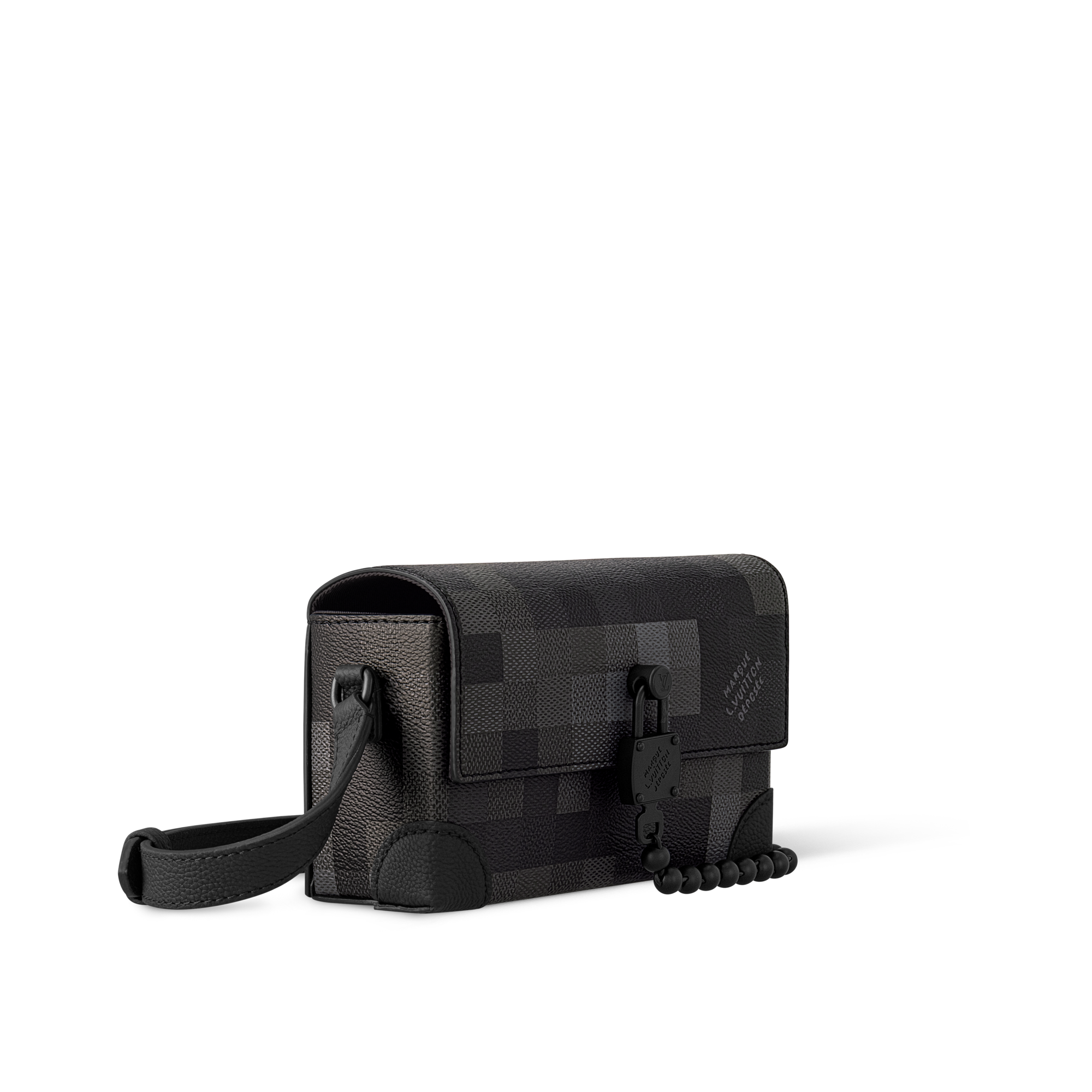 Steamer Wearable Wallet D16 in Men