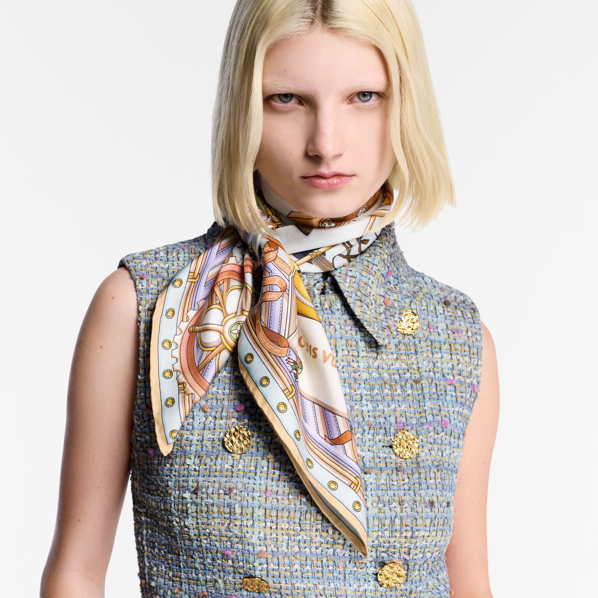 Wild Atelier Square 90 . in Women